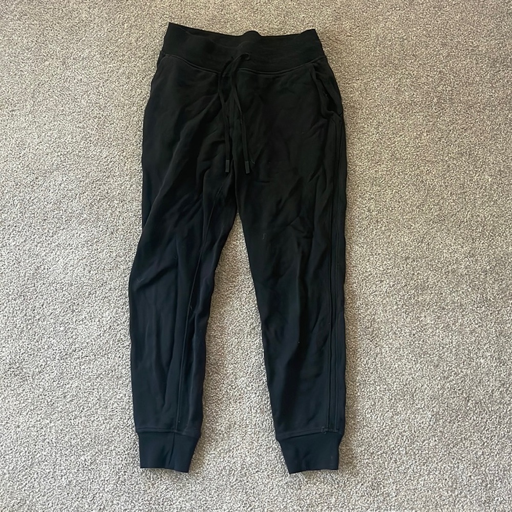 Lululemon sweats